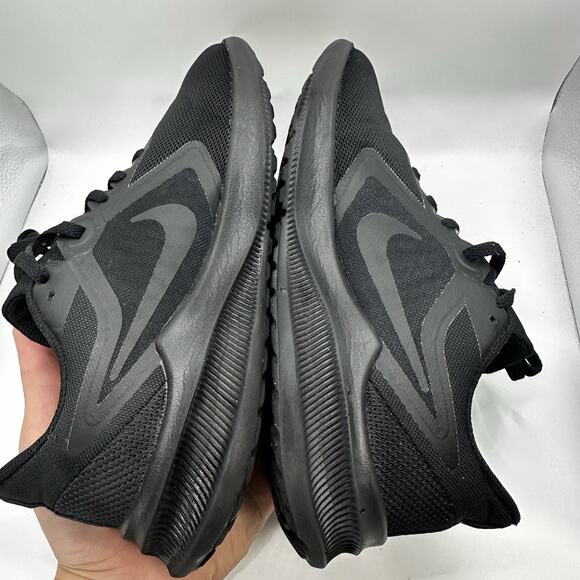 Nike Downshifter Women's Size 7 Triple Black Running Shoes CI9986-001 2019 - Picture 4 of 7